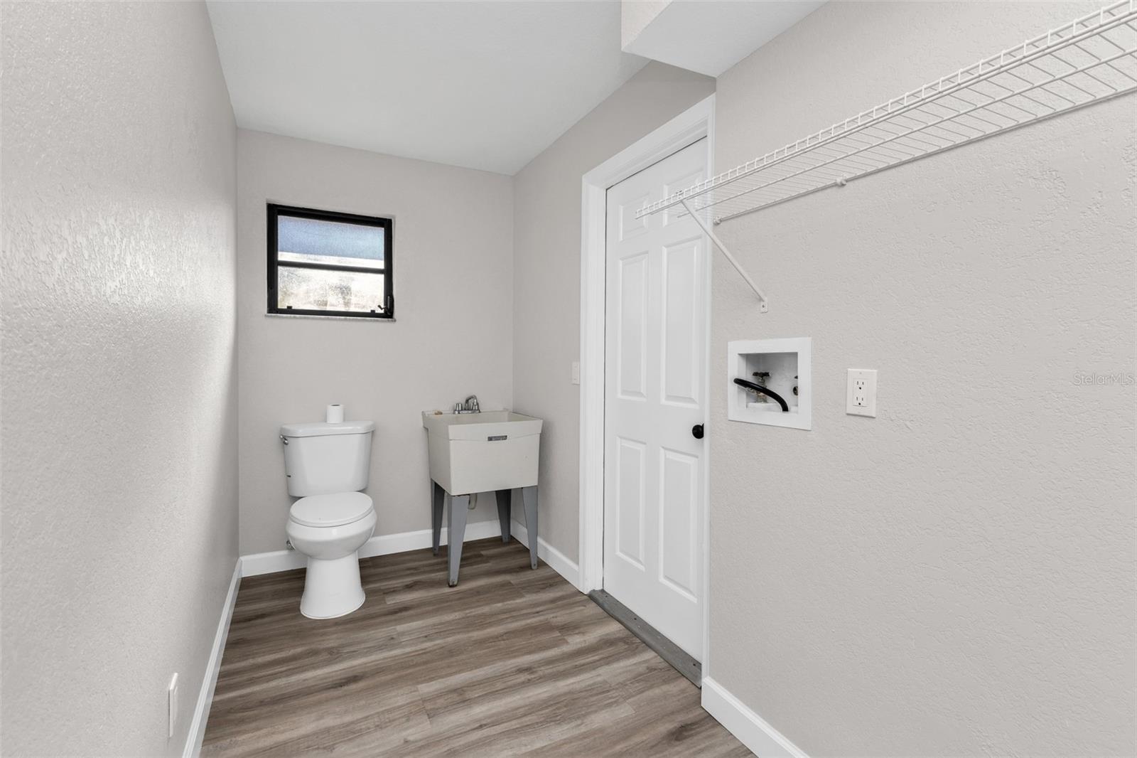 25484 Terrain Ln Property Photo 22