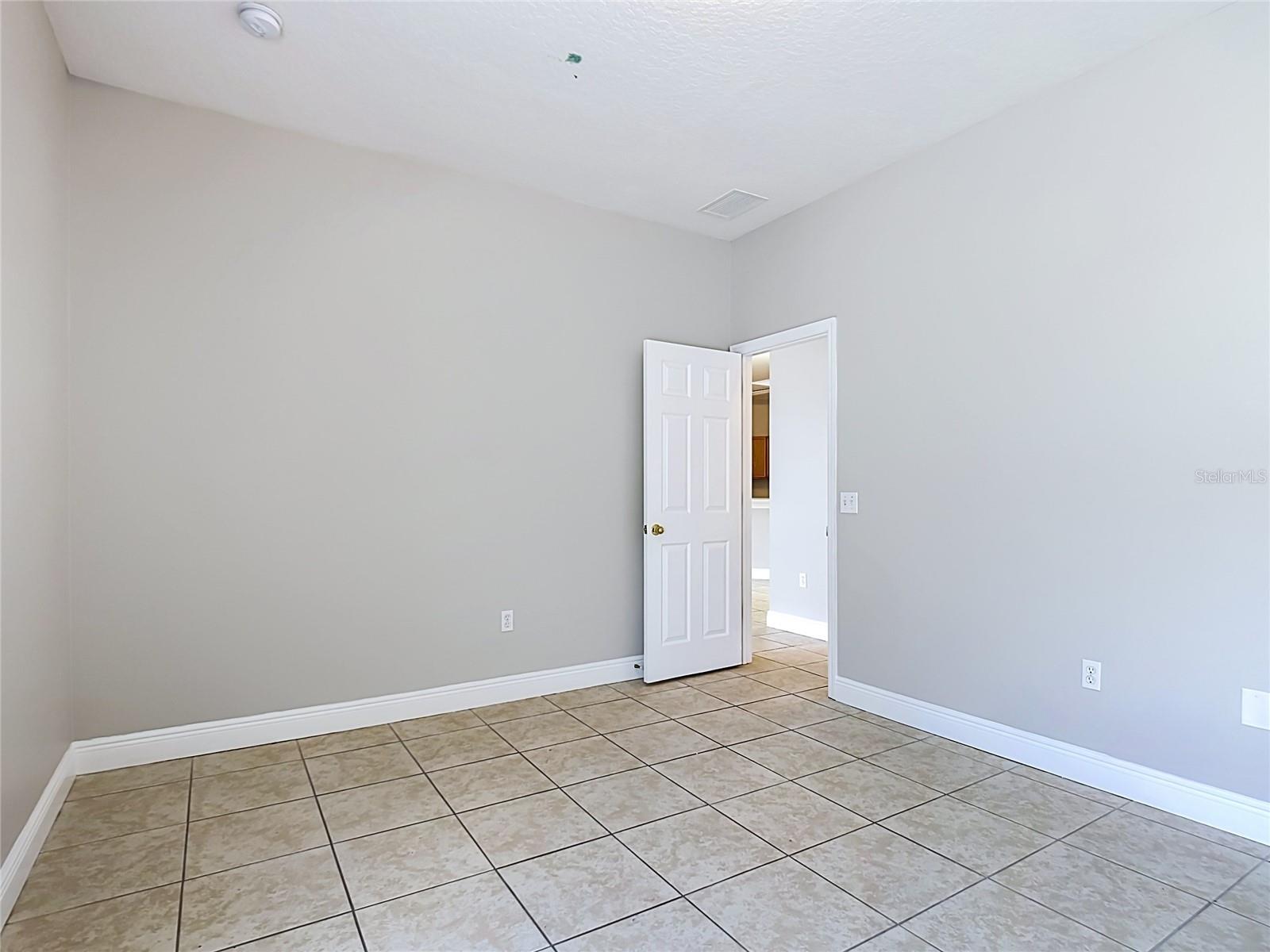 939 Gascony Ct Property Photo 15