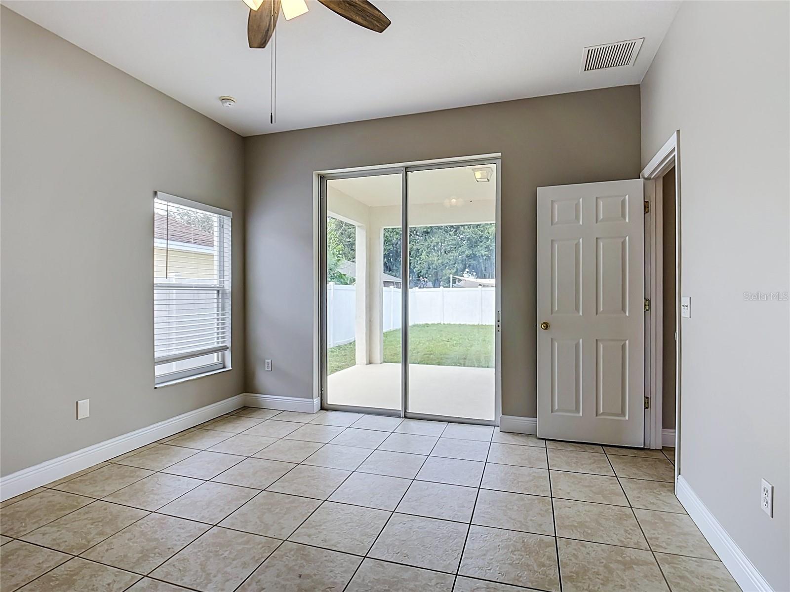 939 Gascony Ct Property Photo 20
