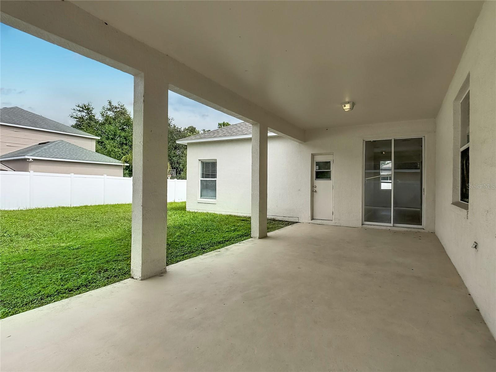 939 Gascony Ct Property Photo 29