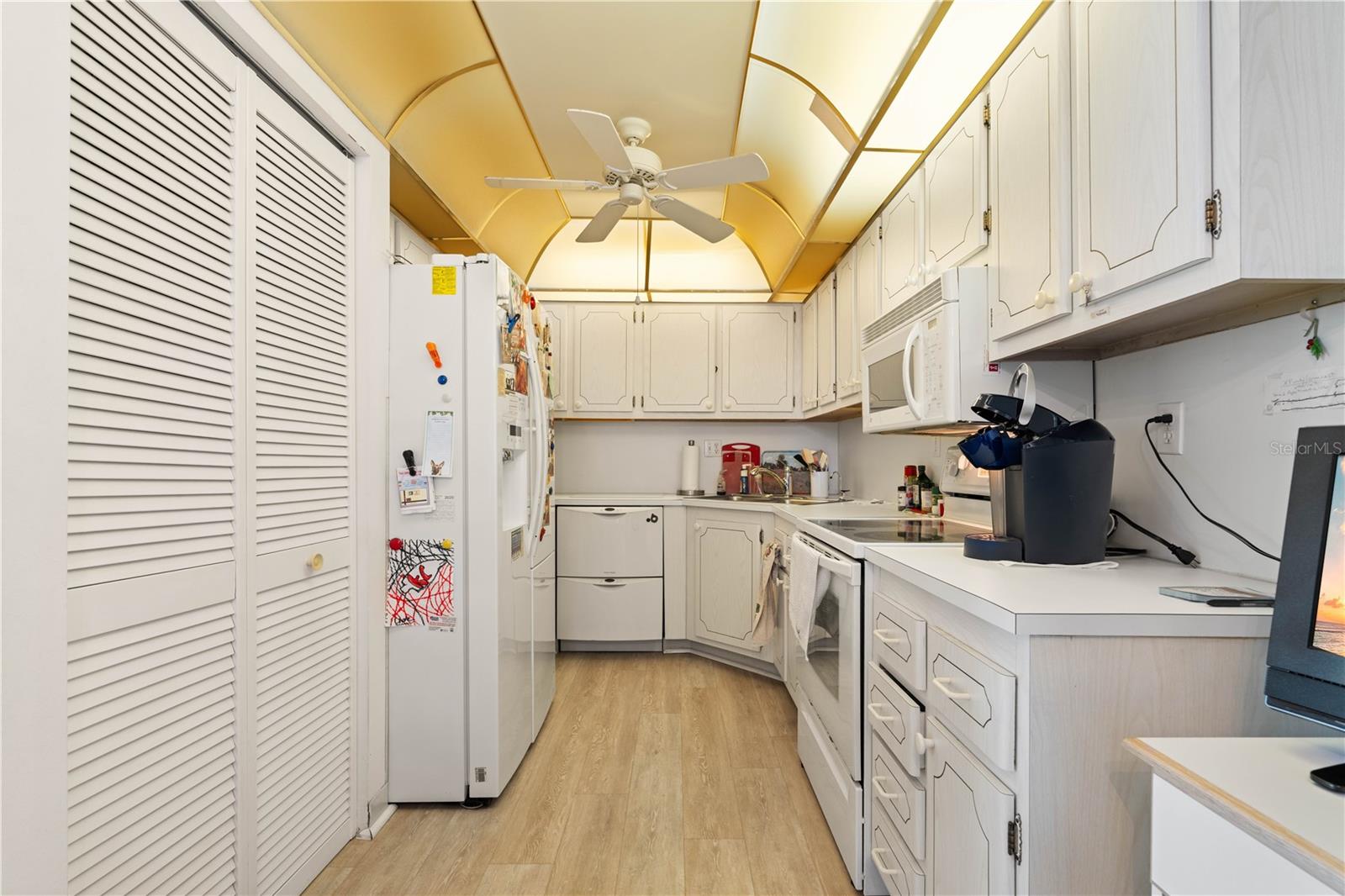 25188 Marion Ave #a106 Property Photo 7