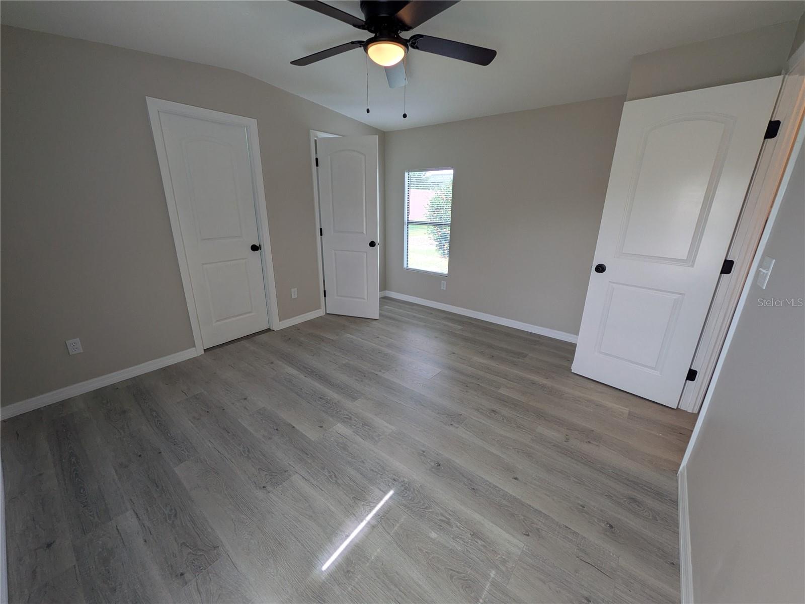 3125 Bayberry Ave Property Photo 8