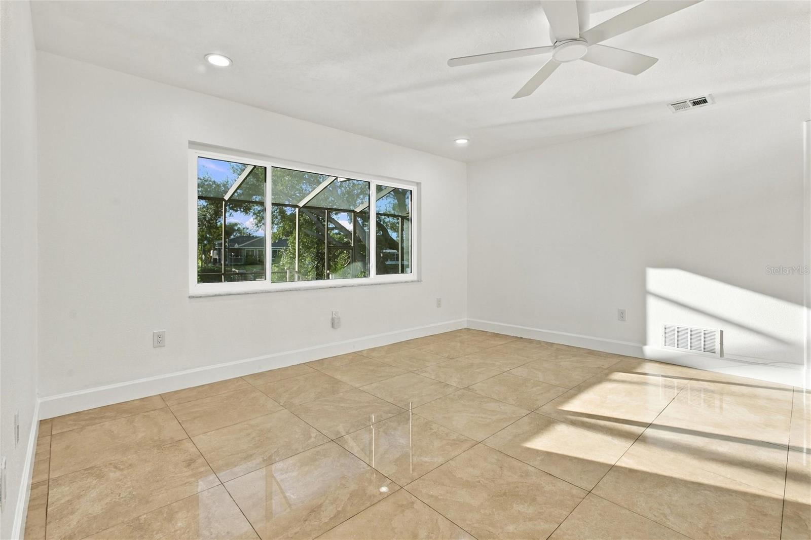 511 Bonito Ave Property Photo 12