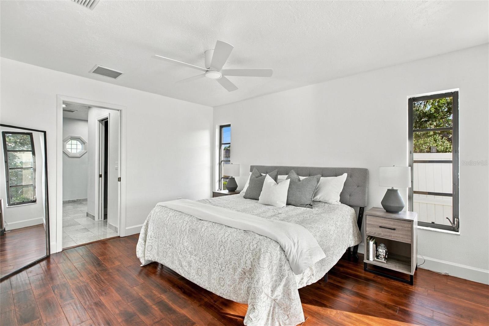 511 Bonito Ave Property Photo 14