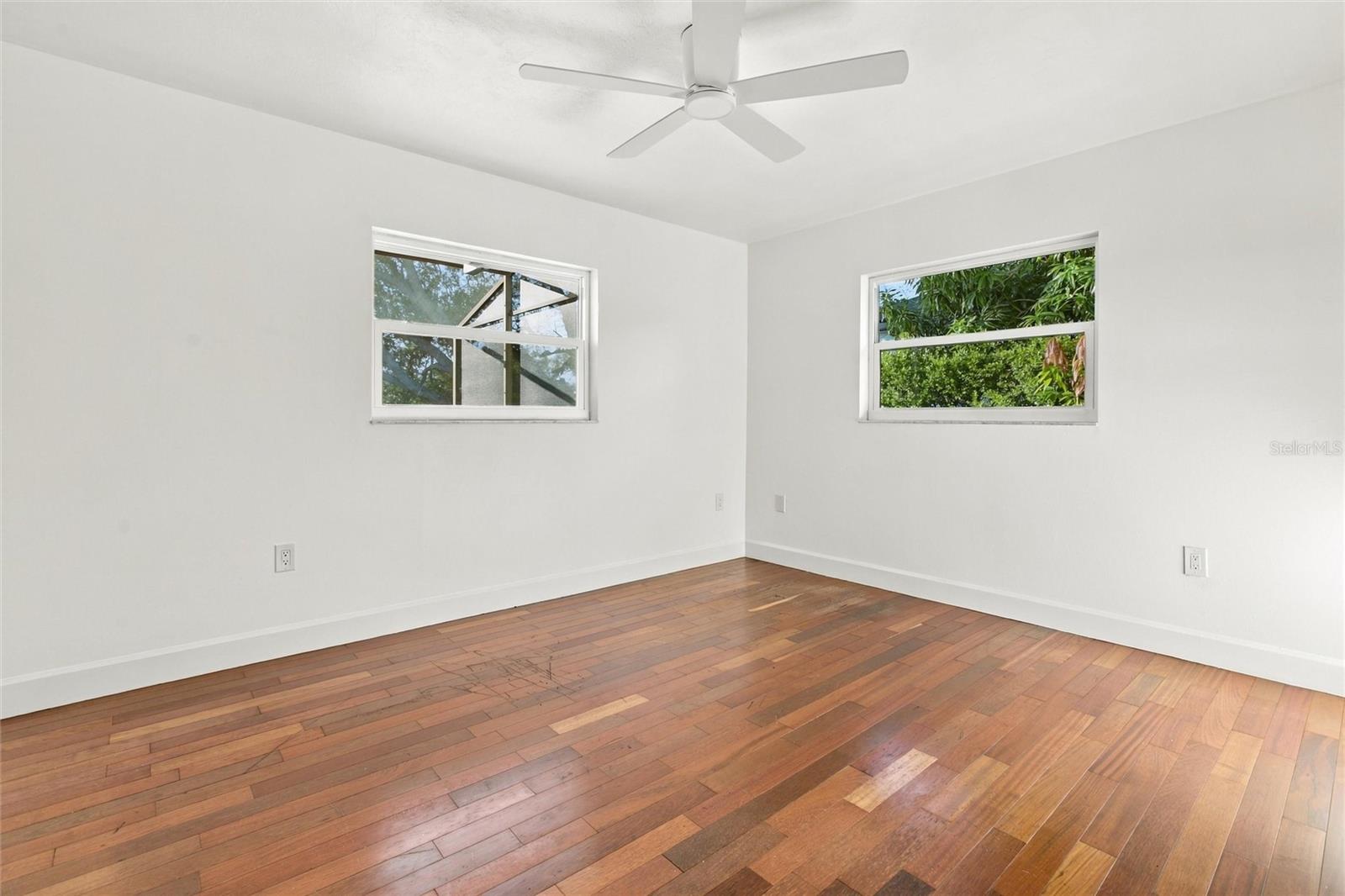 511 Bonito Ave Property Photo 18