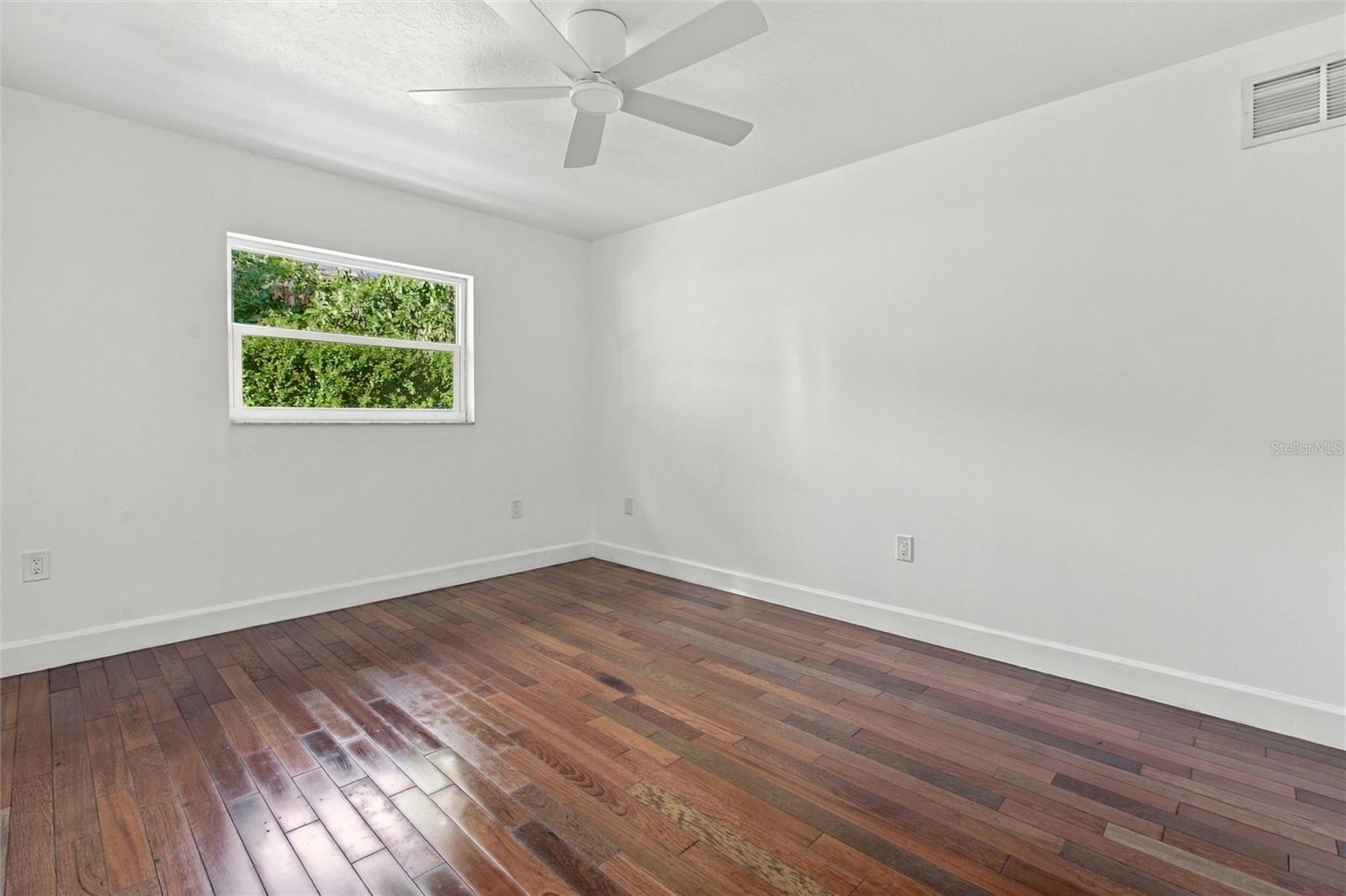 511 Bonito Ave Property Photo 21