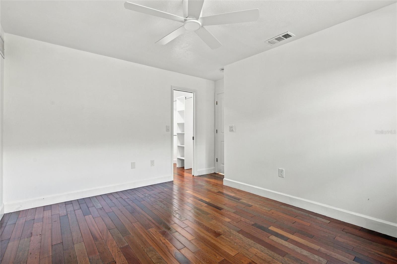 511 Bonito Ave Property Photo 22