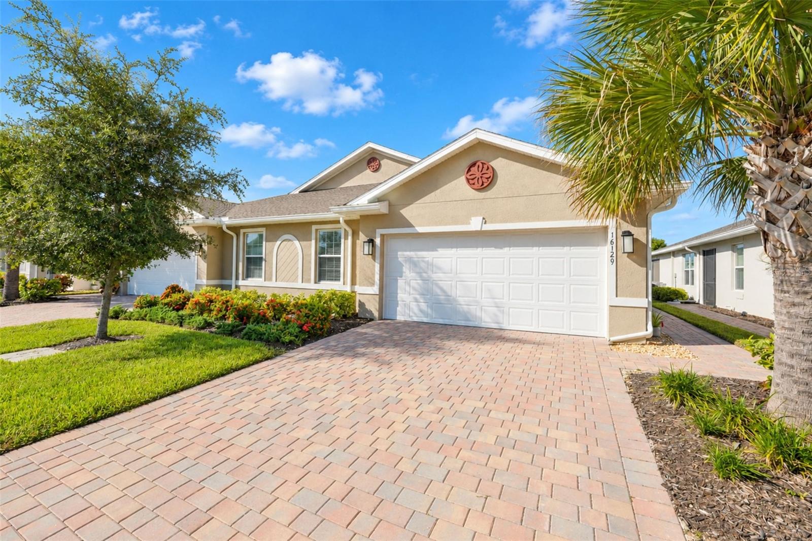 16129 BRIDLE RIDGE ST Property Photo 1