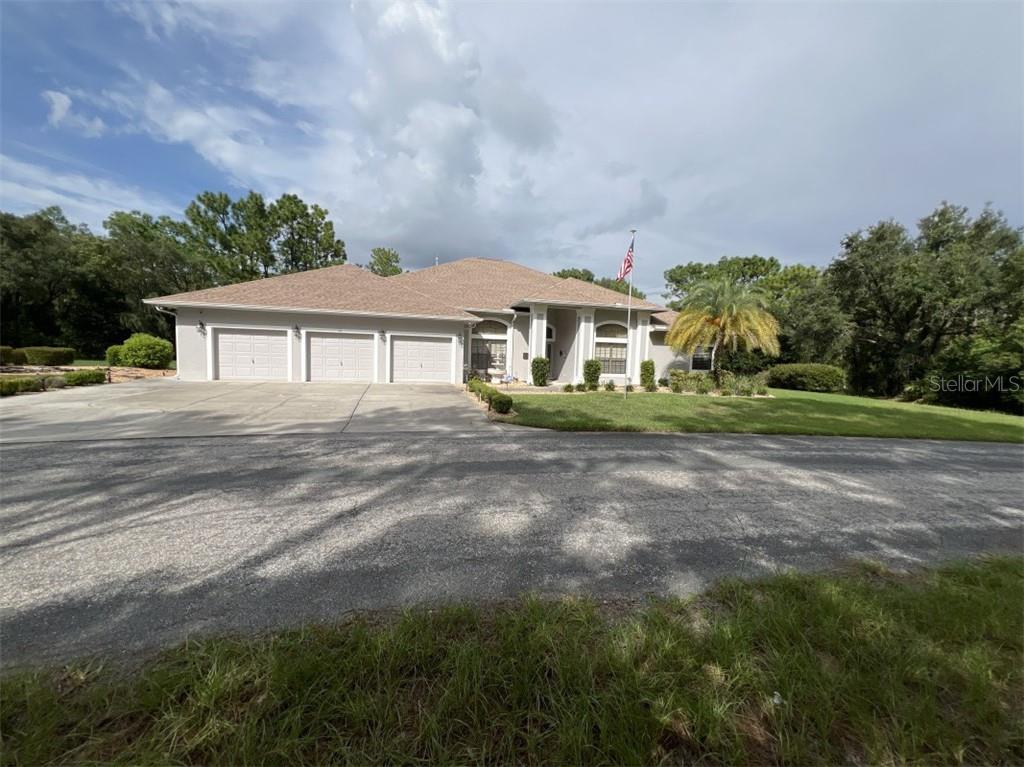 14 Drypetes Ct E, Homosassa Fl 34446 Property Photo