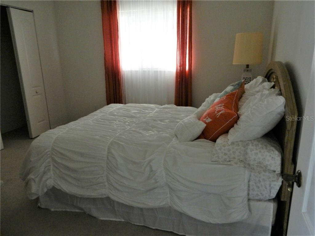 589 Rotonda Cir Property Photo 19