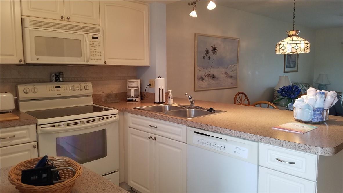 25275 Rampart Blvd #1608 Property Photo 3