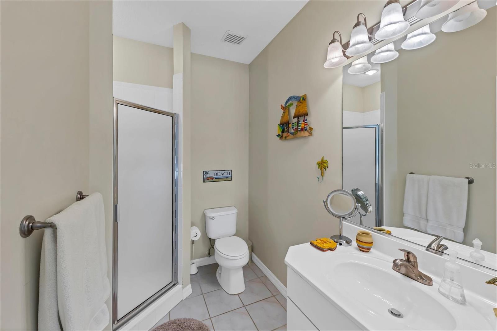 8272 Harborside Cir Property Photo 8