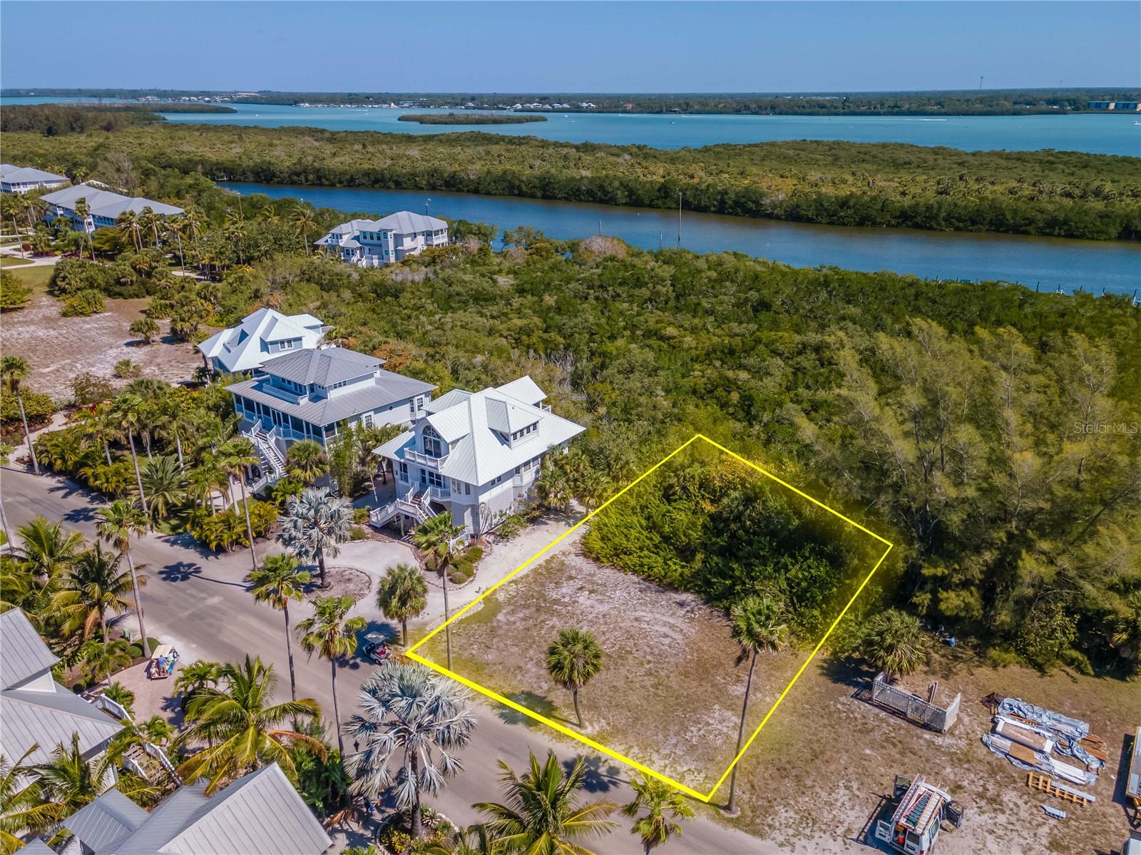 7395 Palm Island Dr #lot 22 Property Photo 4