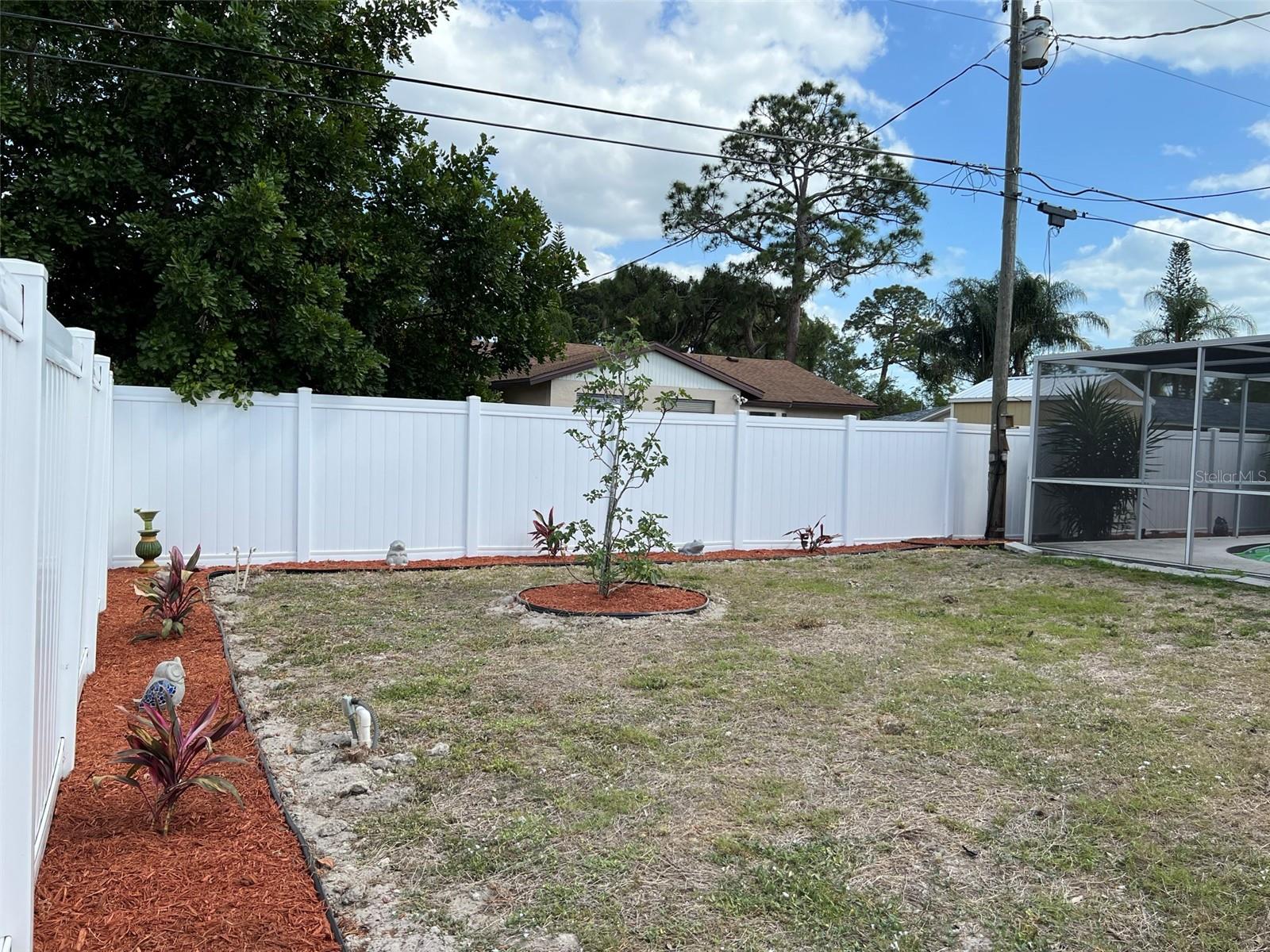 961 Everest Rd Property Photo 25