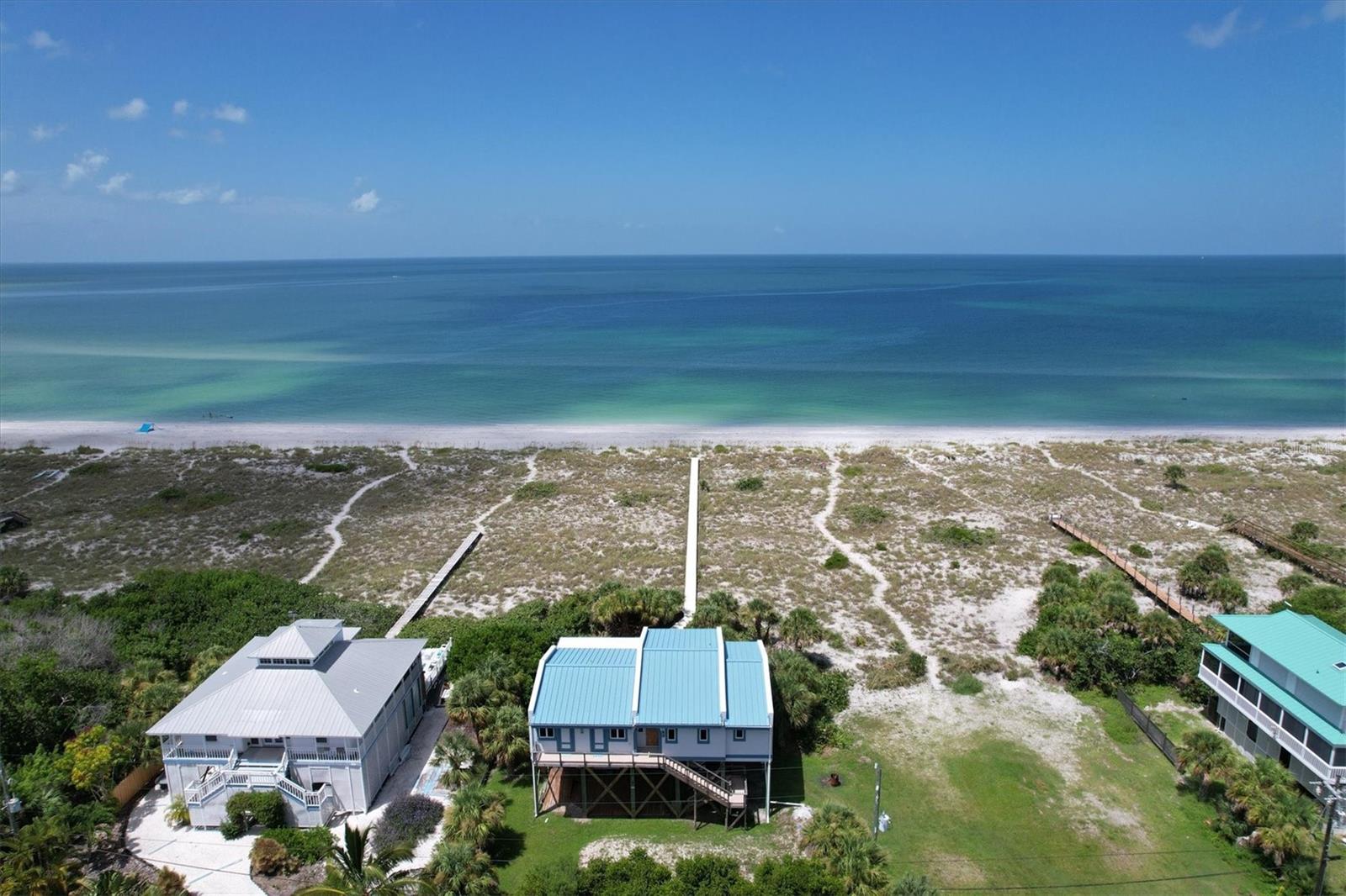D6127068 Property Photo 2