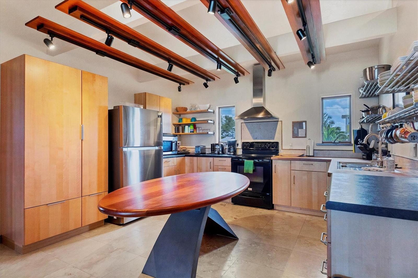 D6127068 Property Photo 9