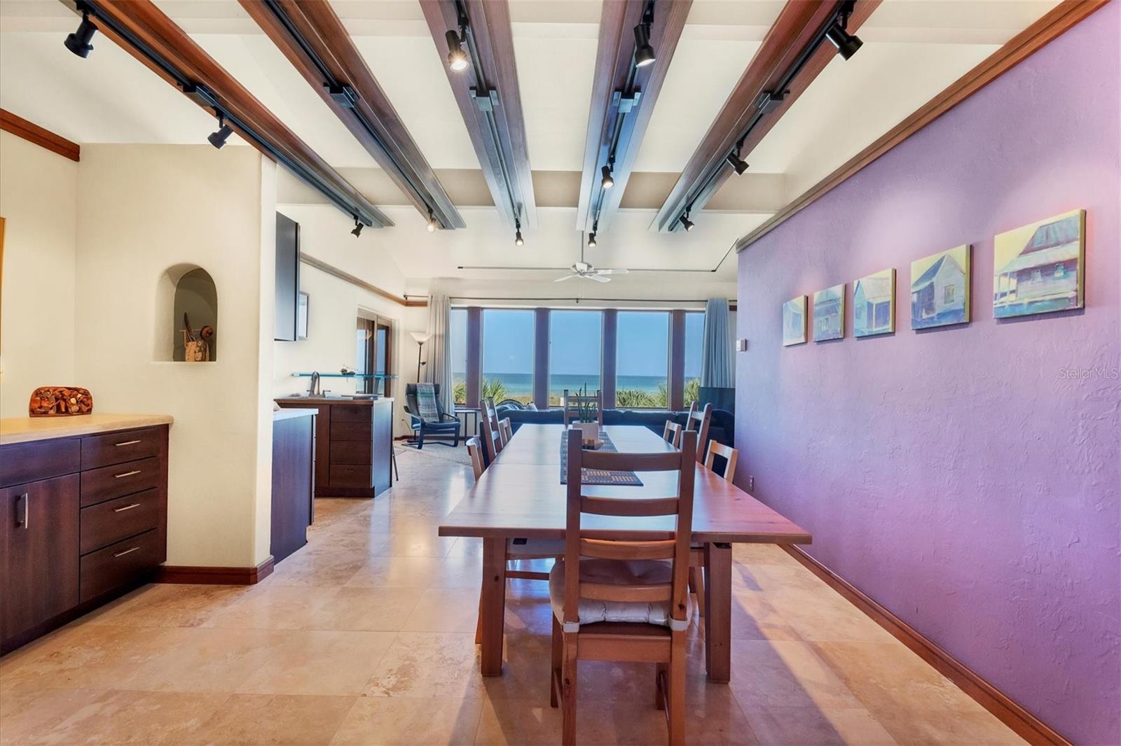 D6127068 Property Photo 13