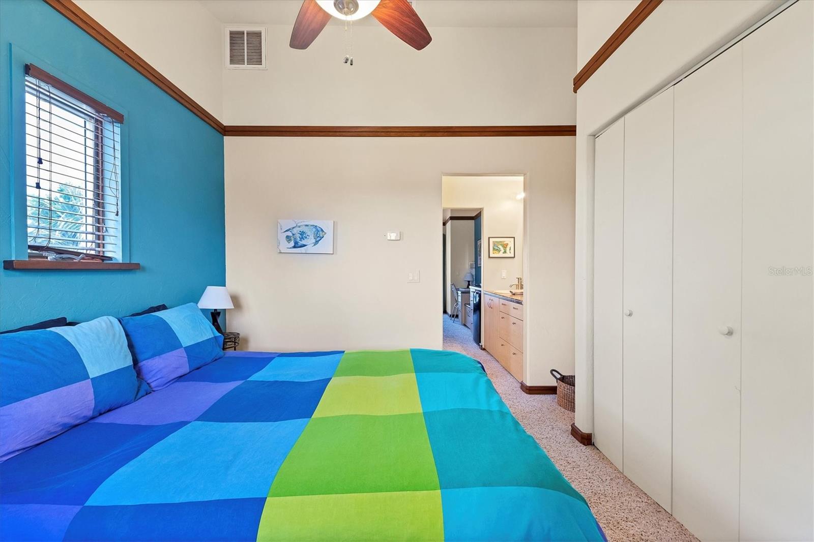 D6127068 Property Photo 30