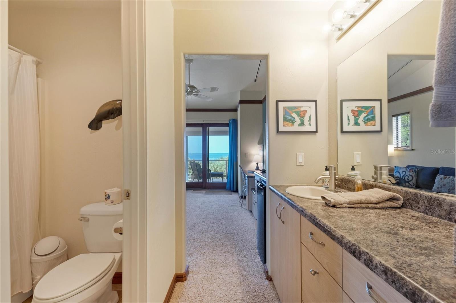 D6127068 Property Photo 31