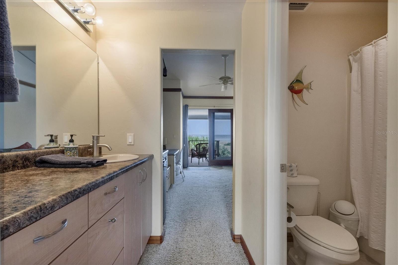 D6127068 Property Photo 42