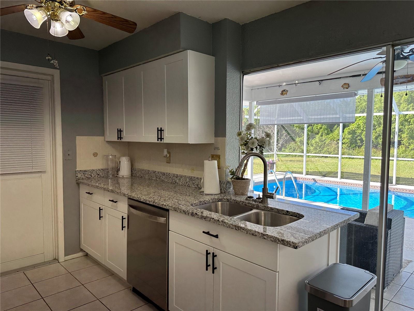 18625 Alphonse Cir Property Photo 6