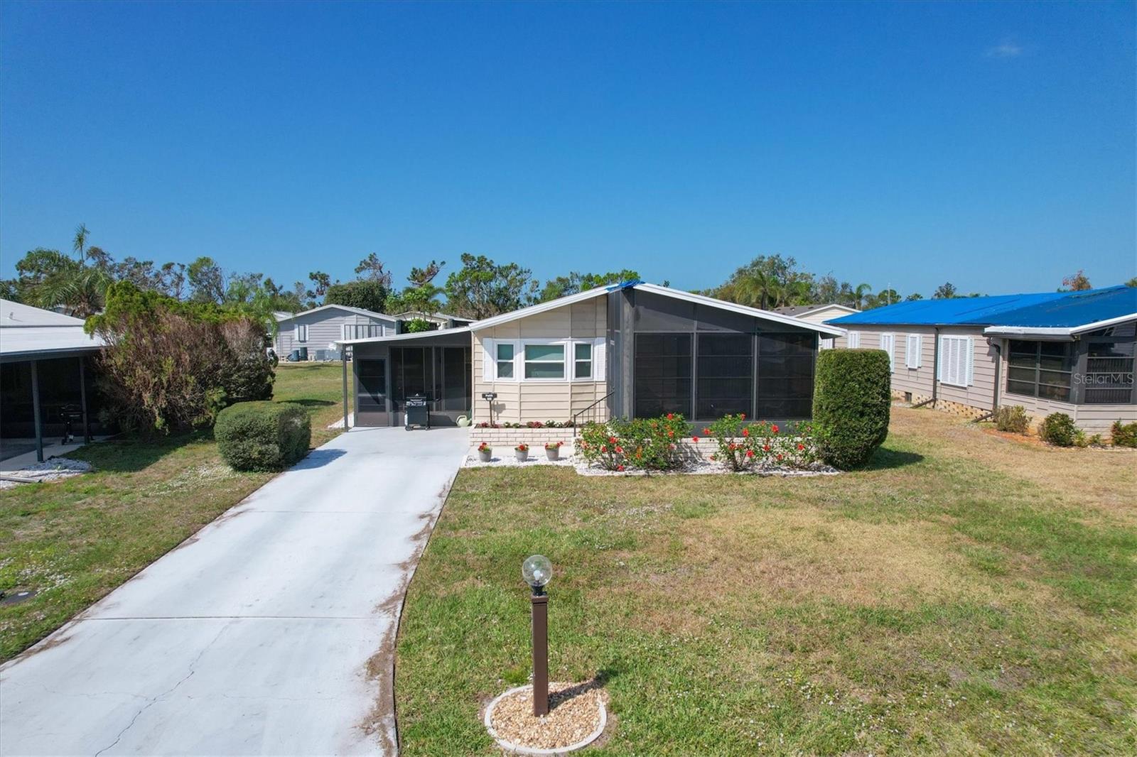 806 Tangerine Woods Boulevard #328 Property Photo 6