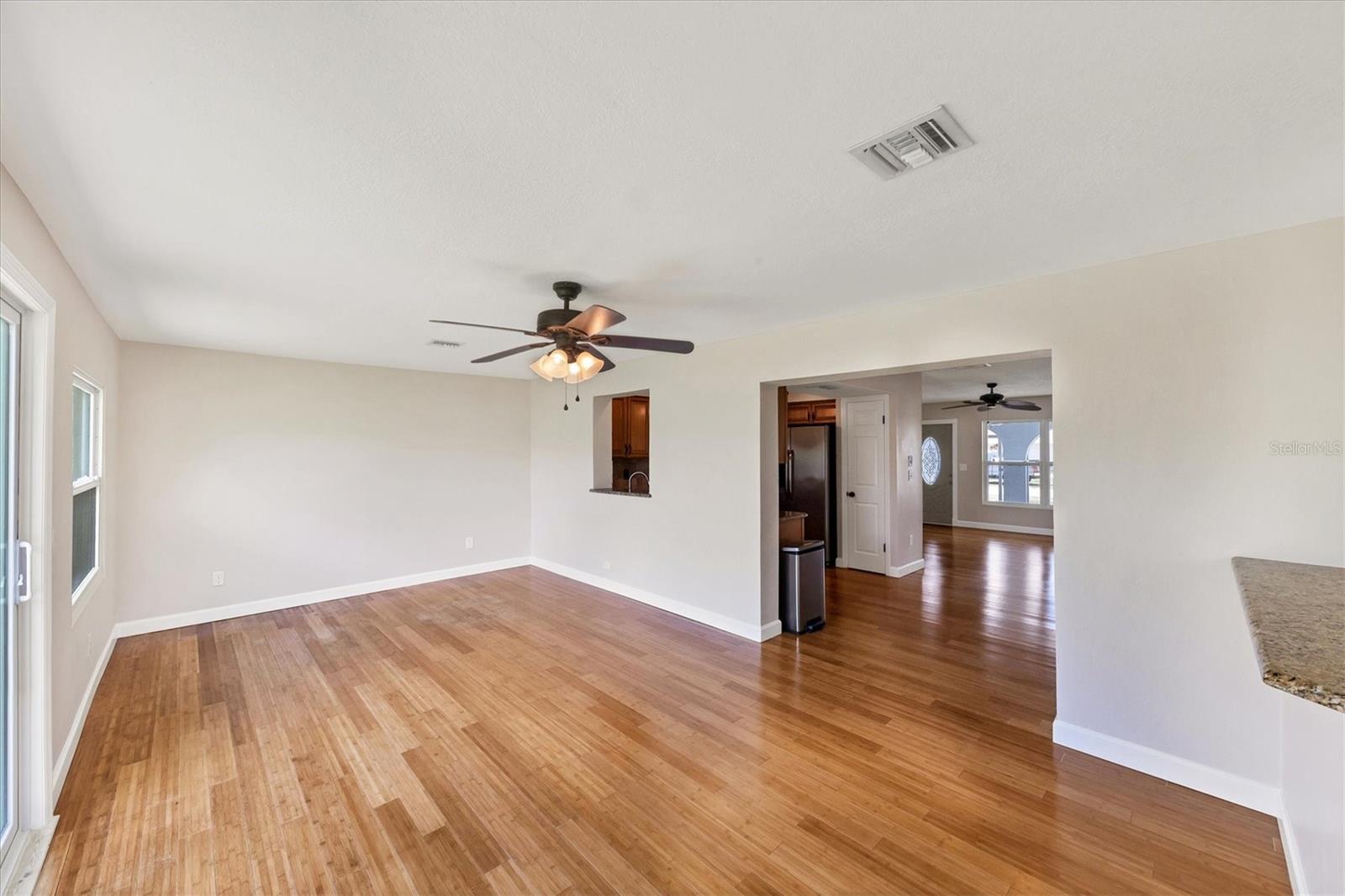 13564 Martha Avenue Property Photo 11