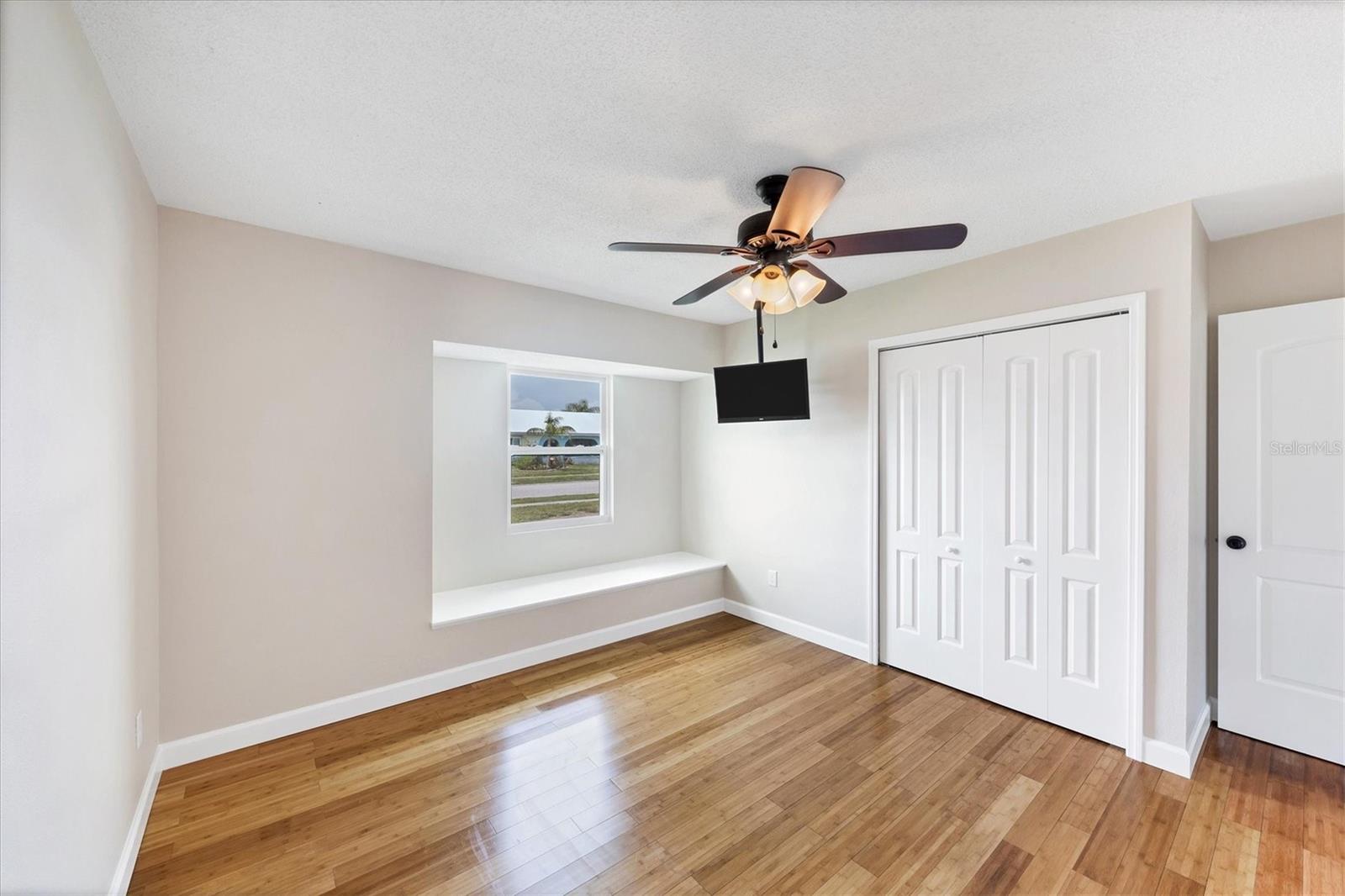 13564 Martha Avenue Property Photo 18