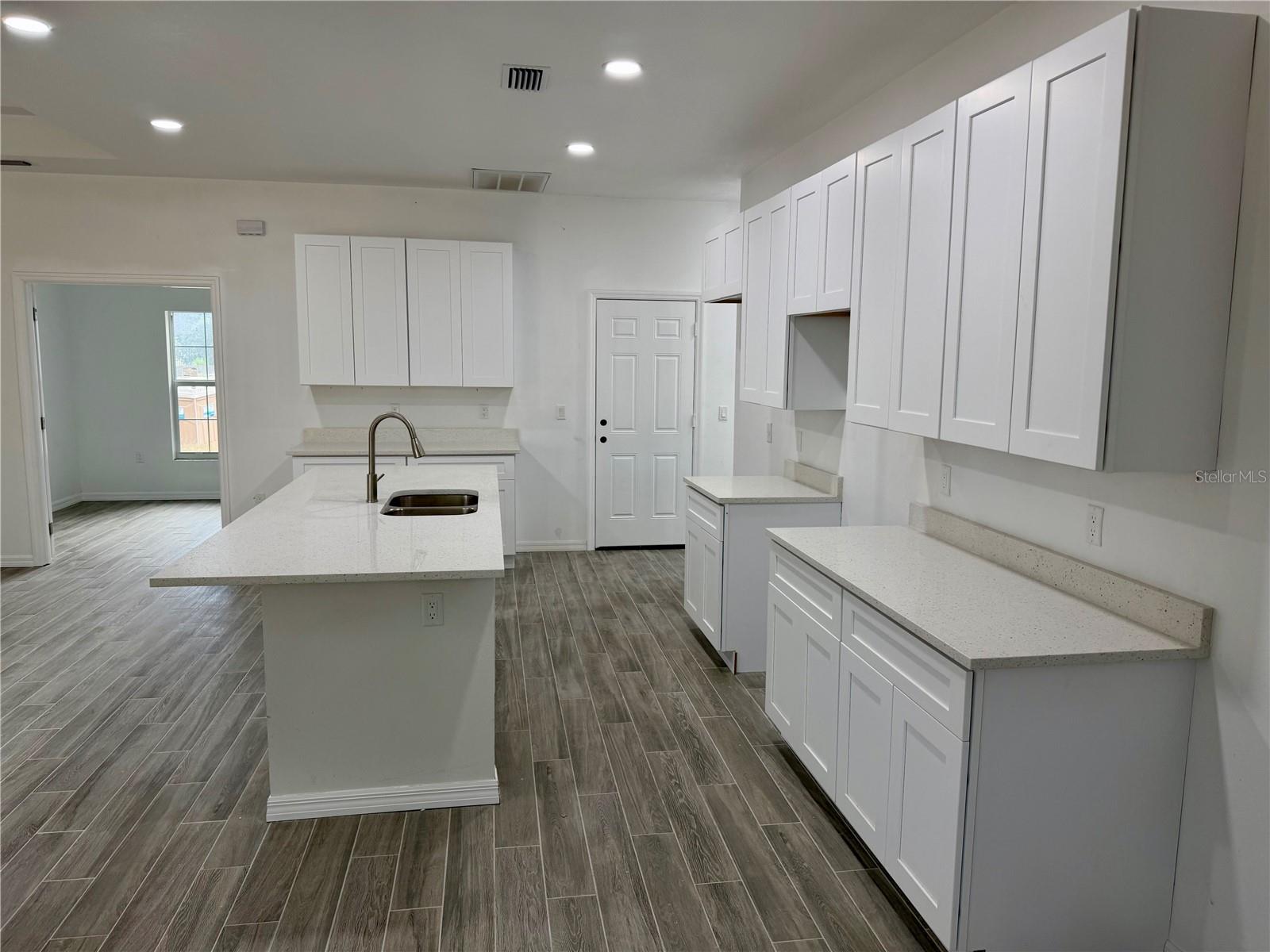5462 Gagnon Ter Property Photo 4