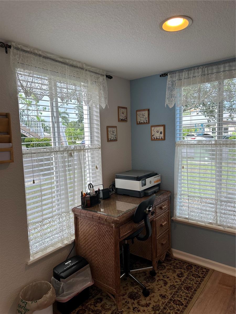 9550 Fiddlers Green Cir #105 Property Photo 10