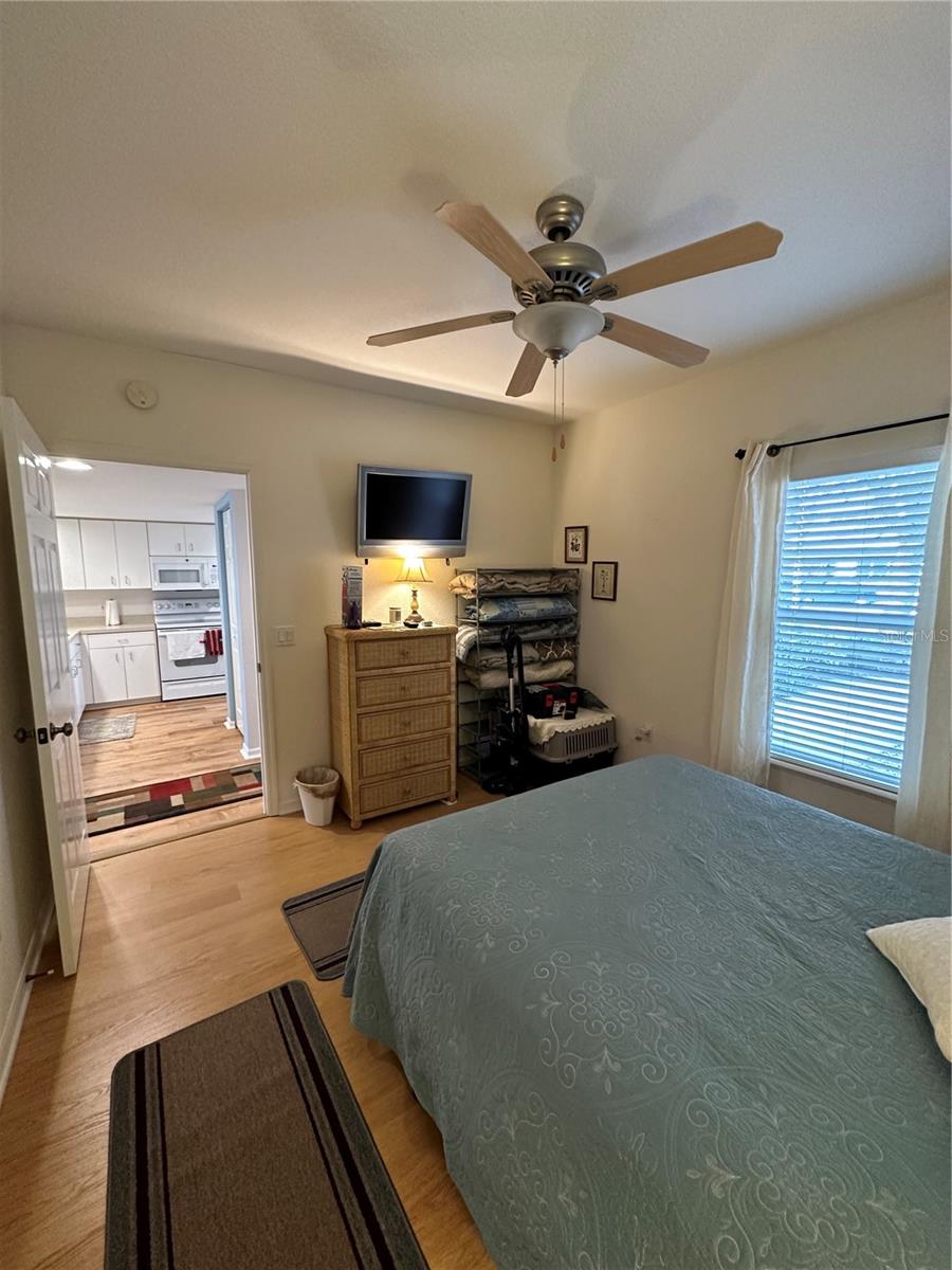 9550 Fiddlers Green Cir #105 Property Photo 25