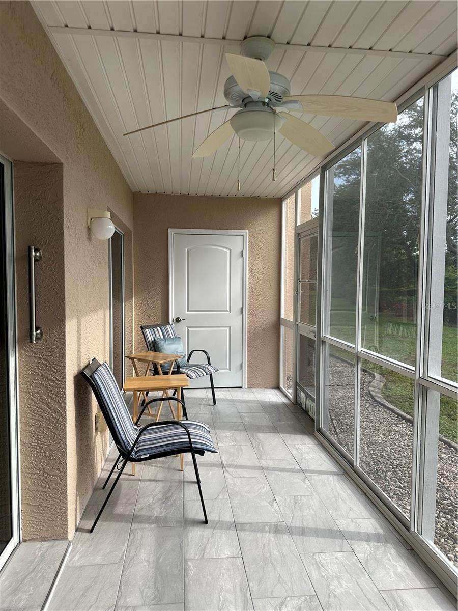9550 Fiddlers Green Cir #105 Property Photo 28
