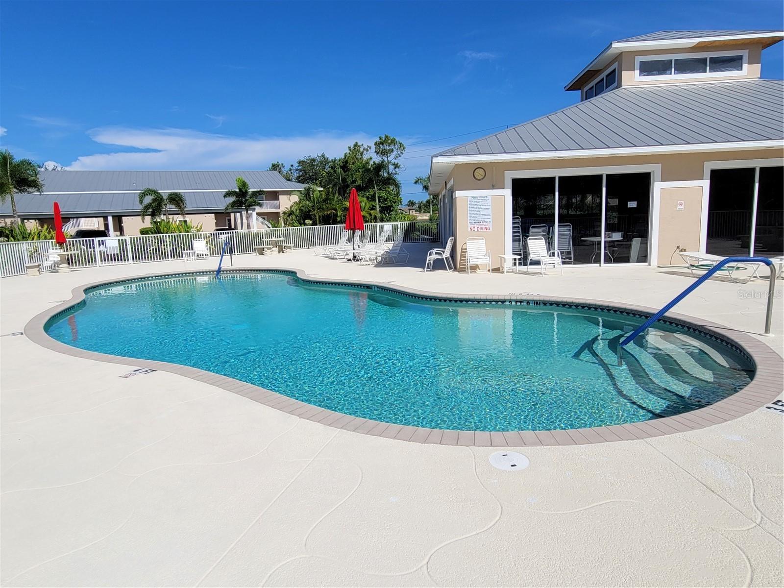 9550 Fiddlers Green Cir #105 Property Photo 30