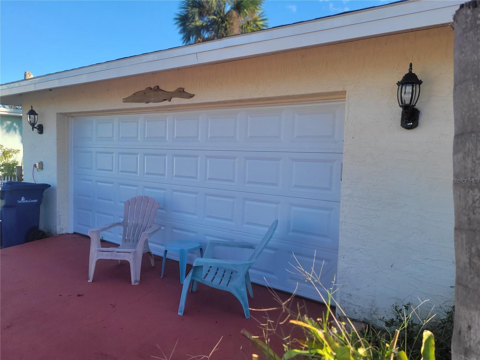 745 Coral Way Property Photo 4