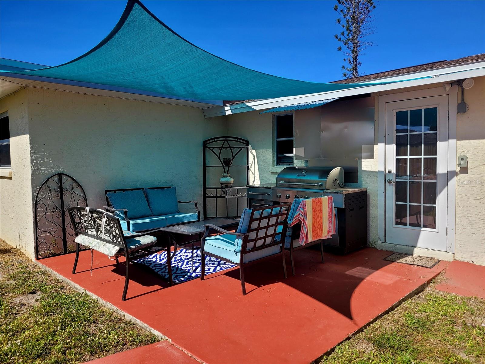 745 Coral Way Property Photo 35