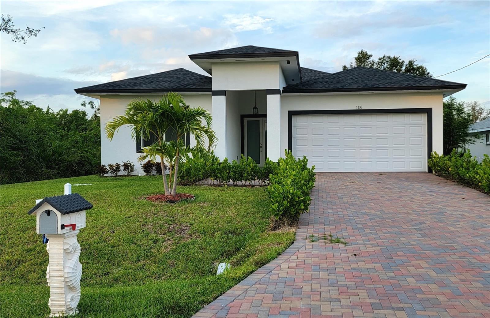 118 Green Pine Park Property Photo 1