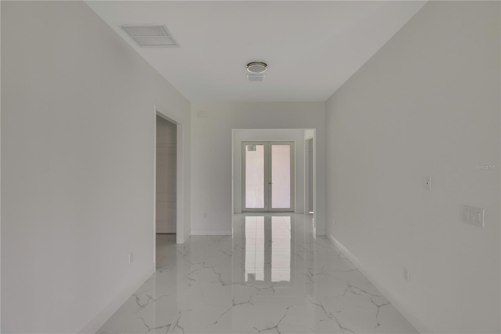 118 Green Pine Park Property Photo 4
