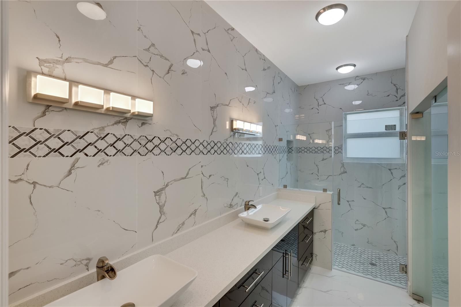 118 Green Pine Park Property Photo 14