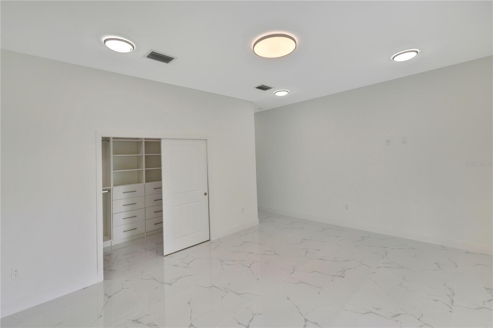 118 Green Pine Park Property Photo 17