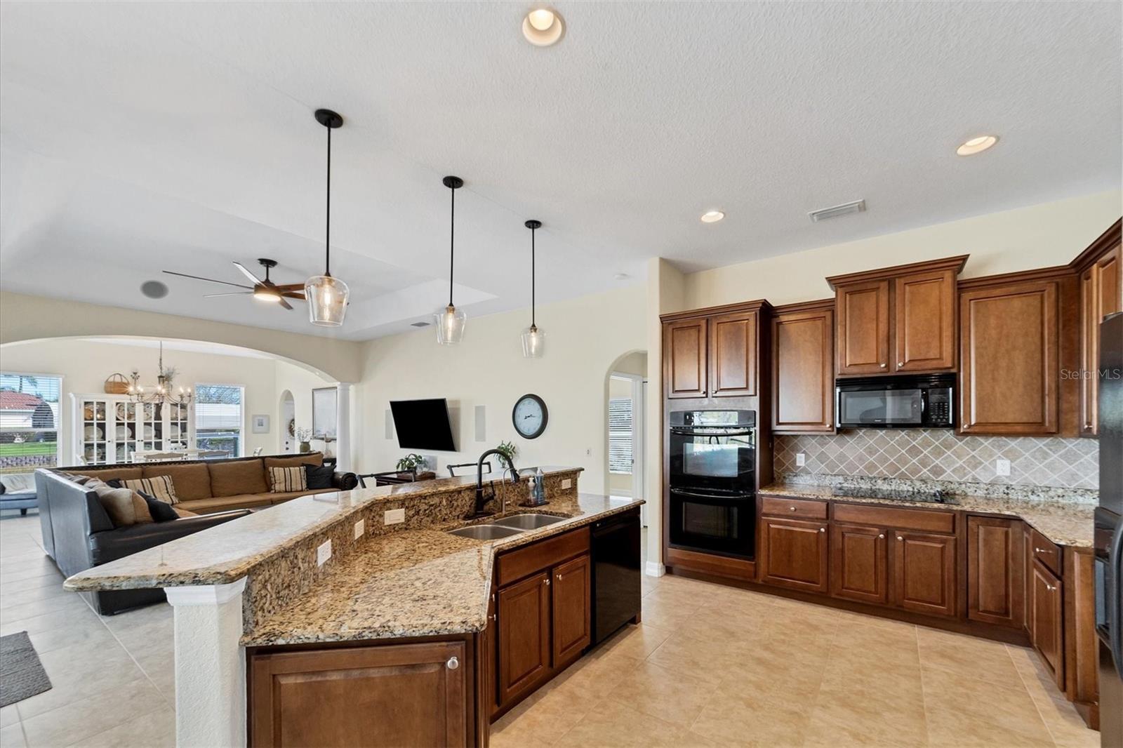15390 Ancel Cir Property Photo 13