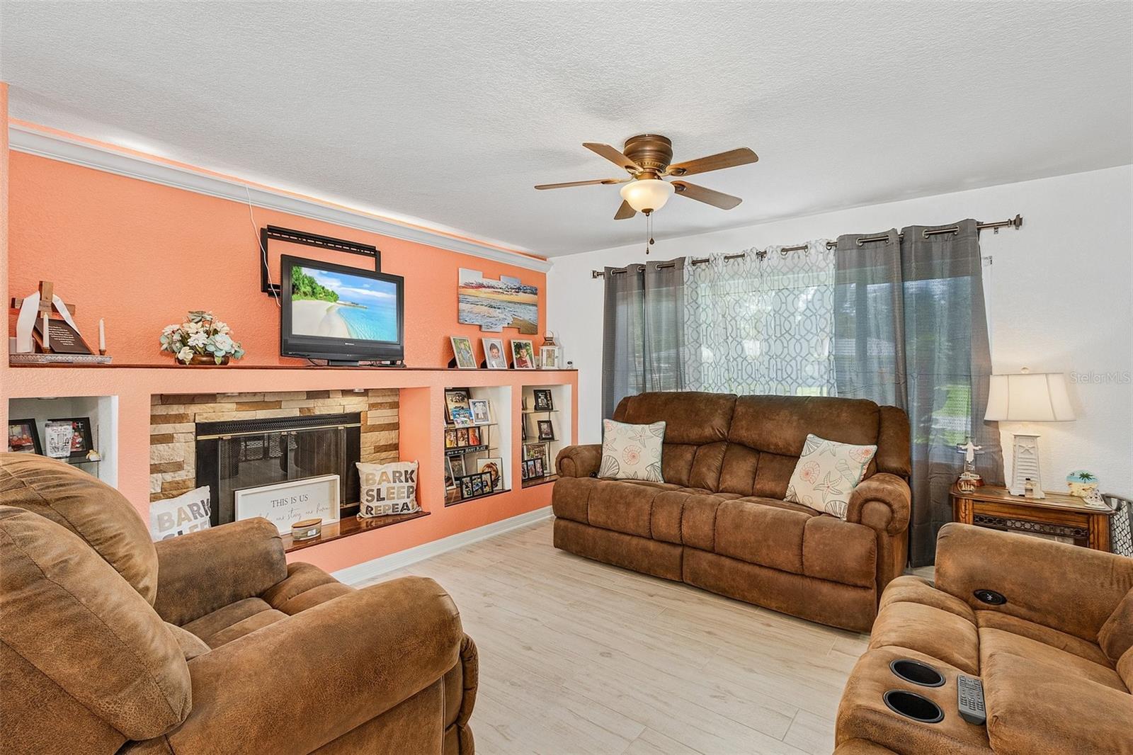 1361 Newton St Property Photo 11