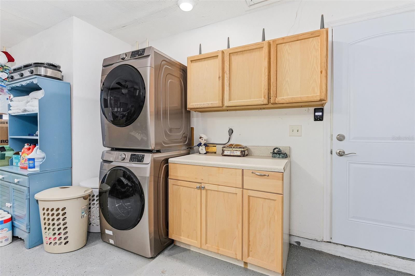 1361 Newton St Property Photo 16