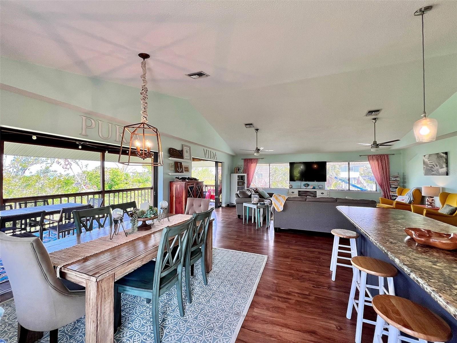 9542 Rum Runner Rd Property Photo 20