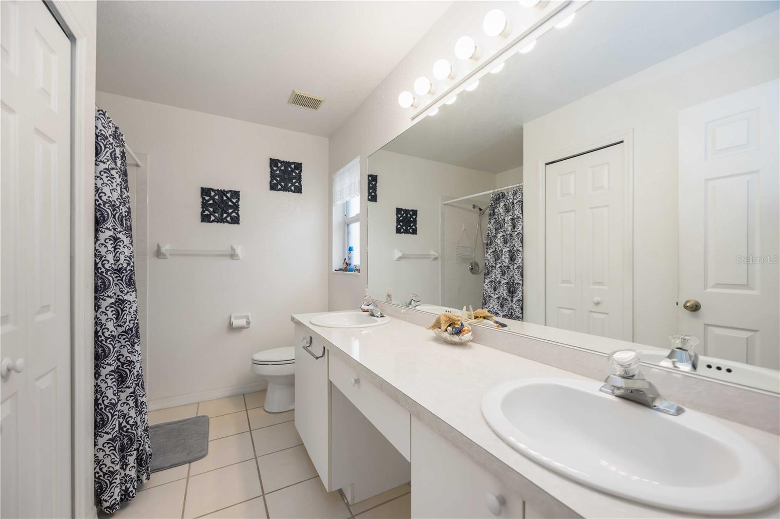 107 Cottage Pl Property Photo 15