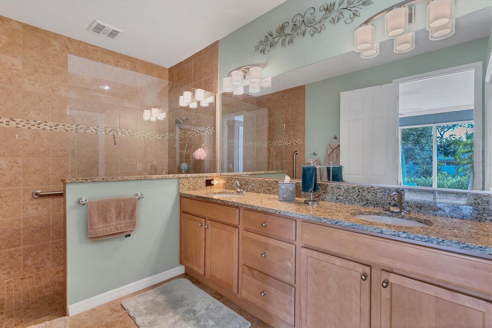 10767 Salvador Dali Cir Property Photo 17