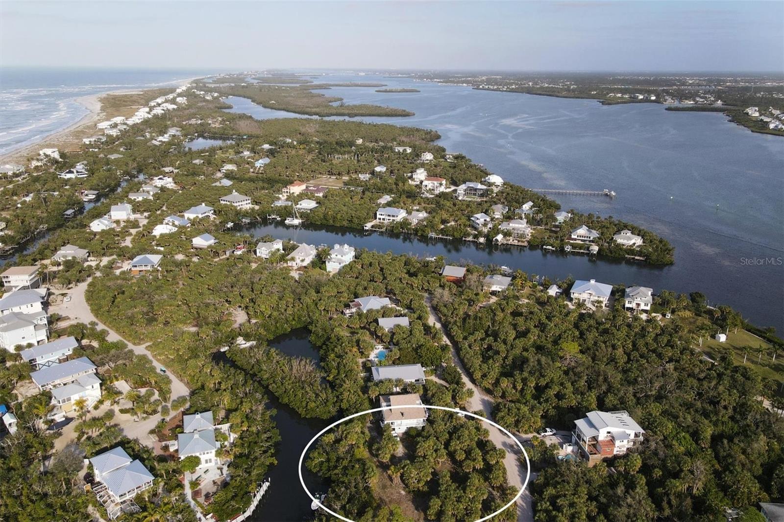21 Bayshore Cir Property Photo 1