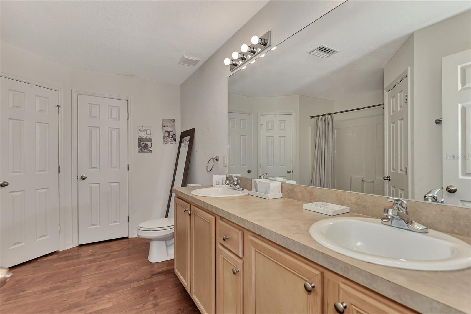 2341 Rio De Janeiro Ave Property Photo 23