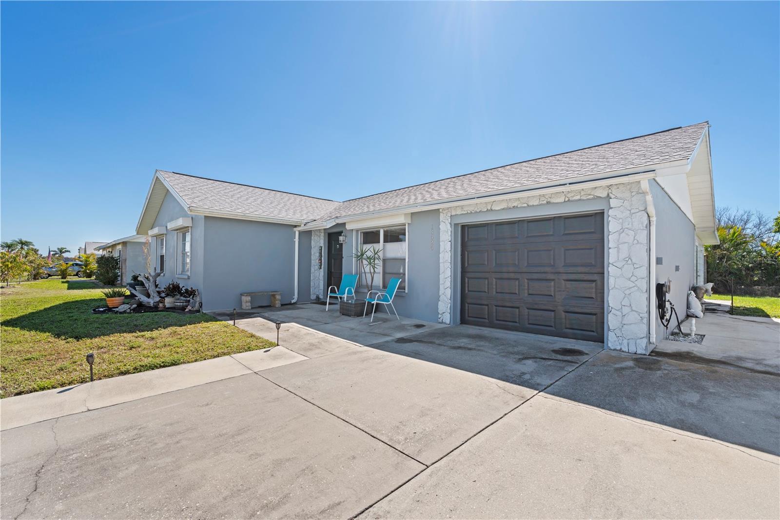 13525 Dibella Ave Property Photo 3