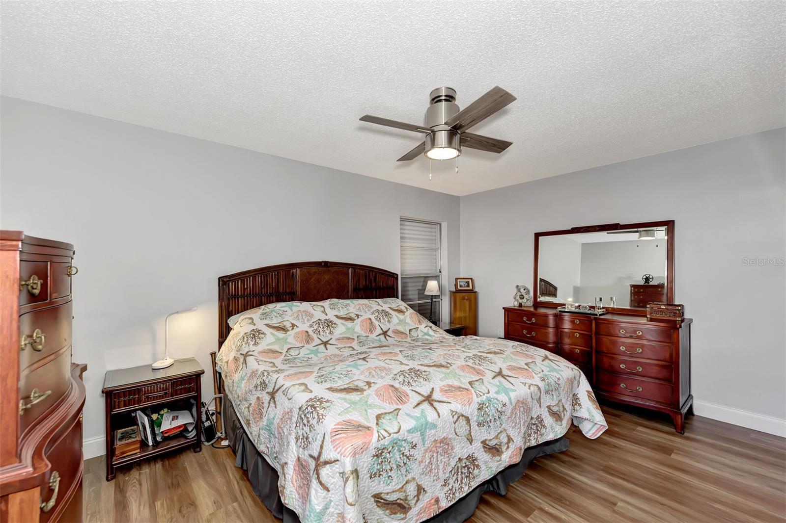 13525 Dibella Ave Property Photo 24