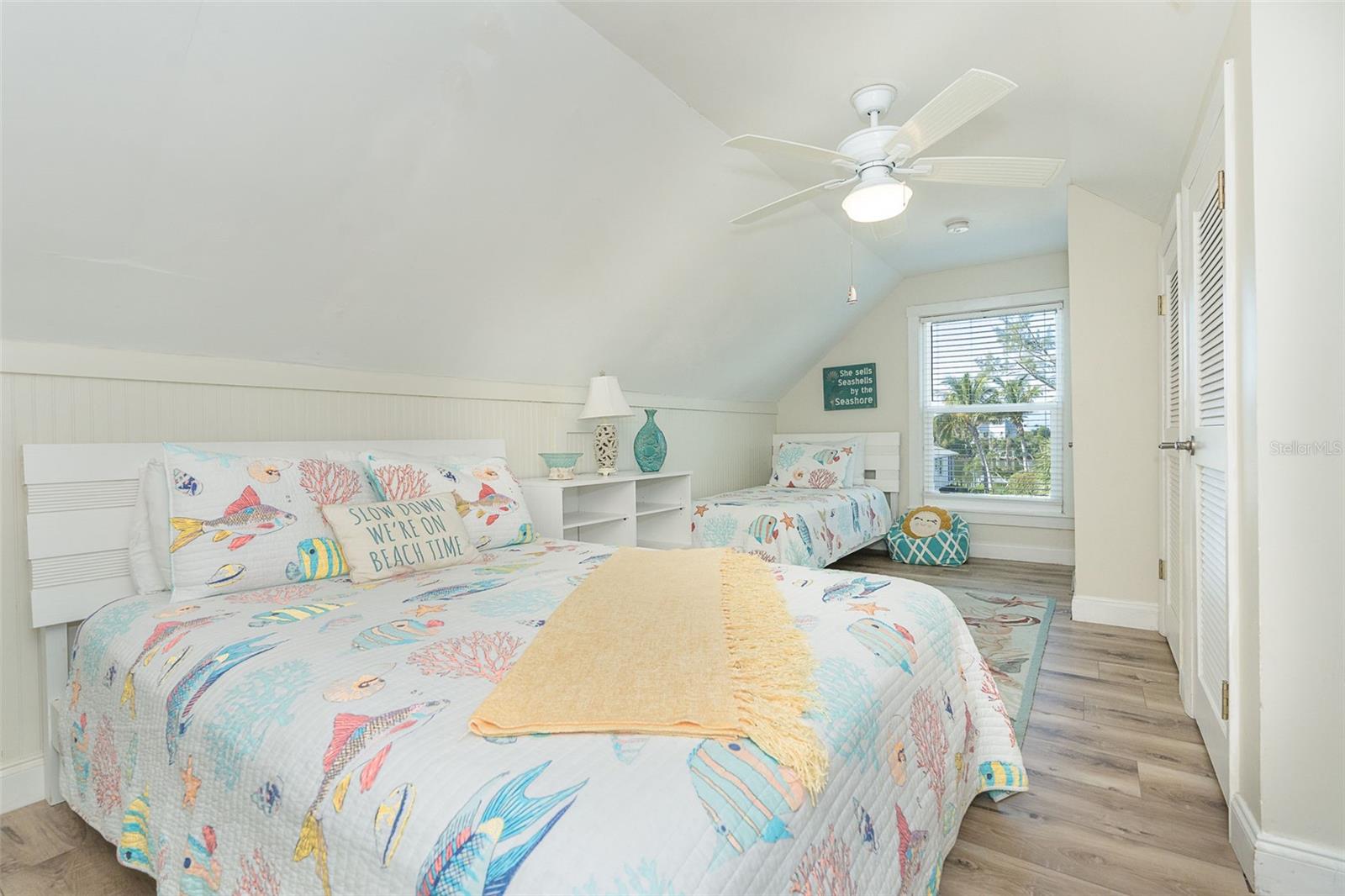 210 Bocilla Dr Property Photo 30